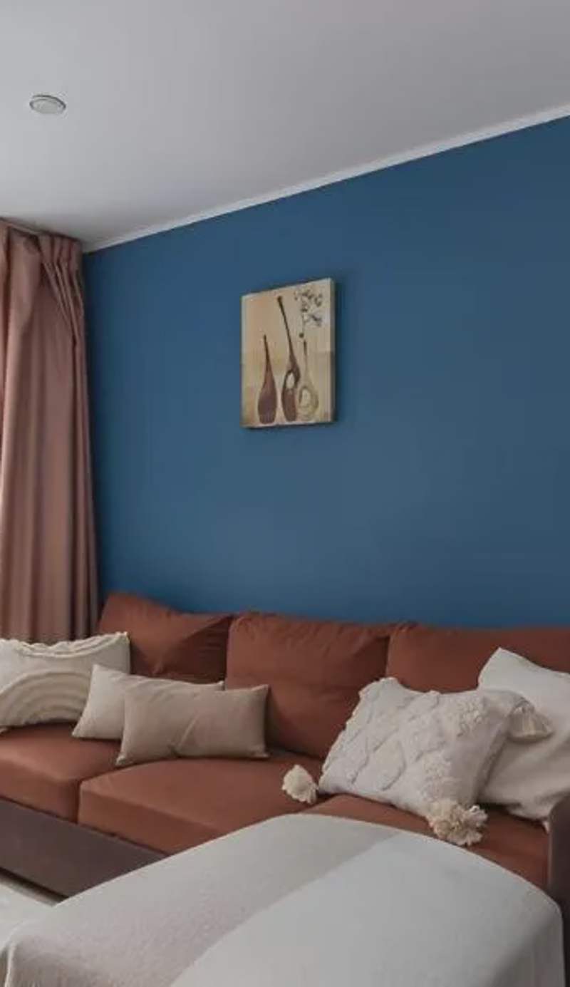 Cozy apartment near the sea