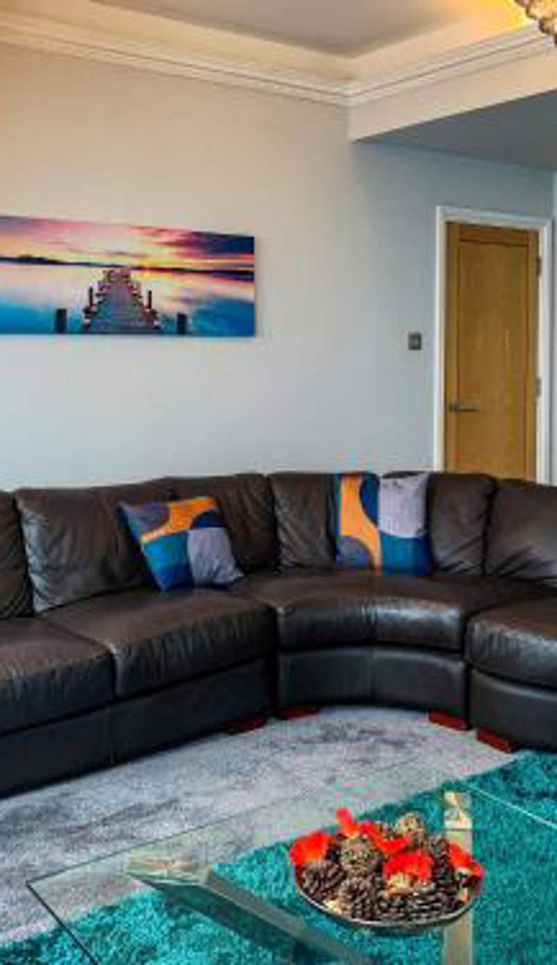 The Gables Poole, 3 Bedroom Penthouse Apartment