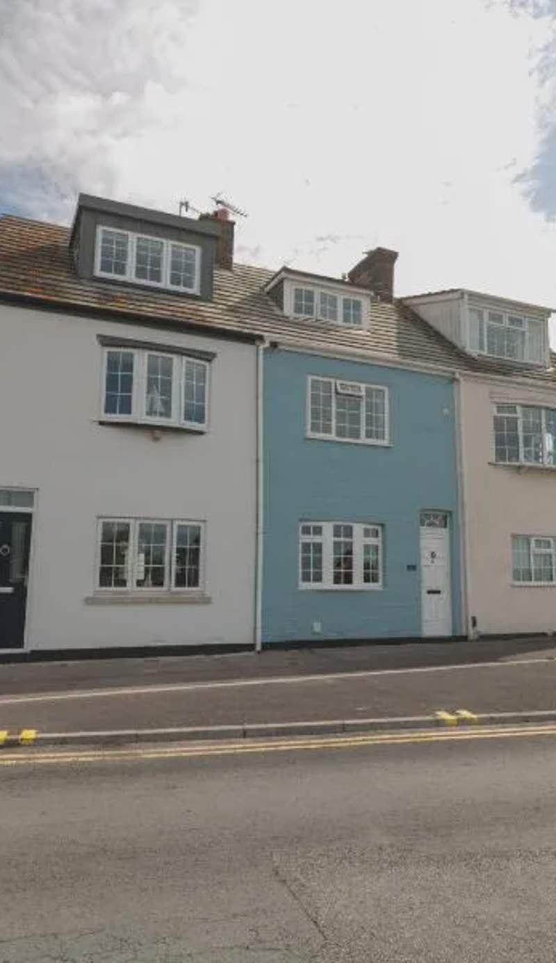 Quay Cottage - Sea View