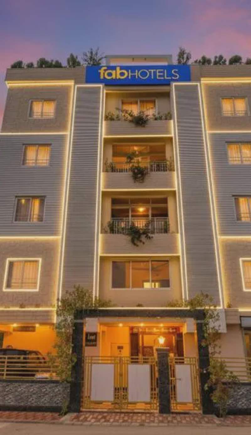 FabHotel Anchorage Inn - Nr Axis Mall
