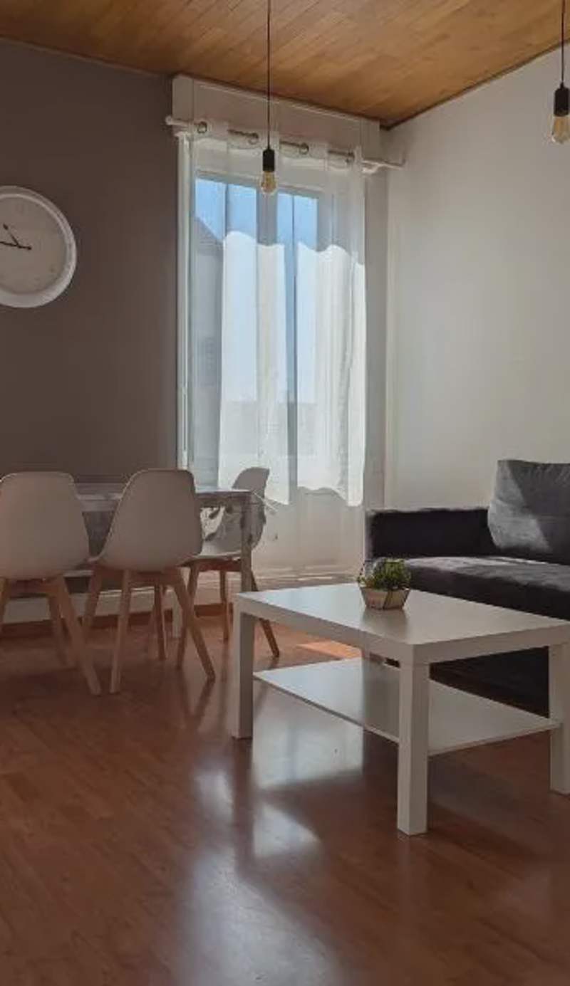 Le Mirage - appartement 2 chambres, salon, cuisine équipée, parking et wifi gratuit