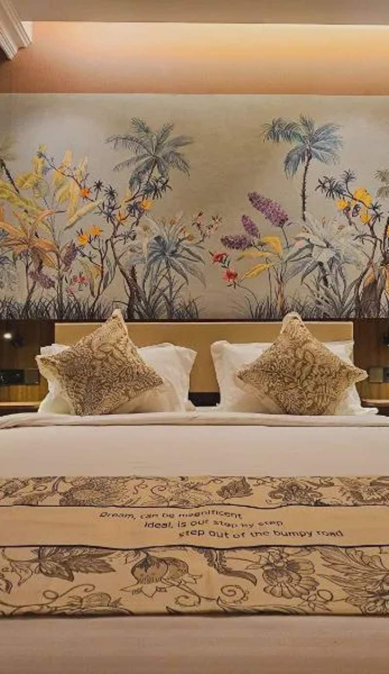 The Palm Suite at Lava Mansion