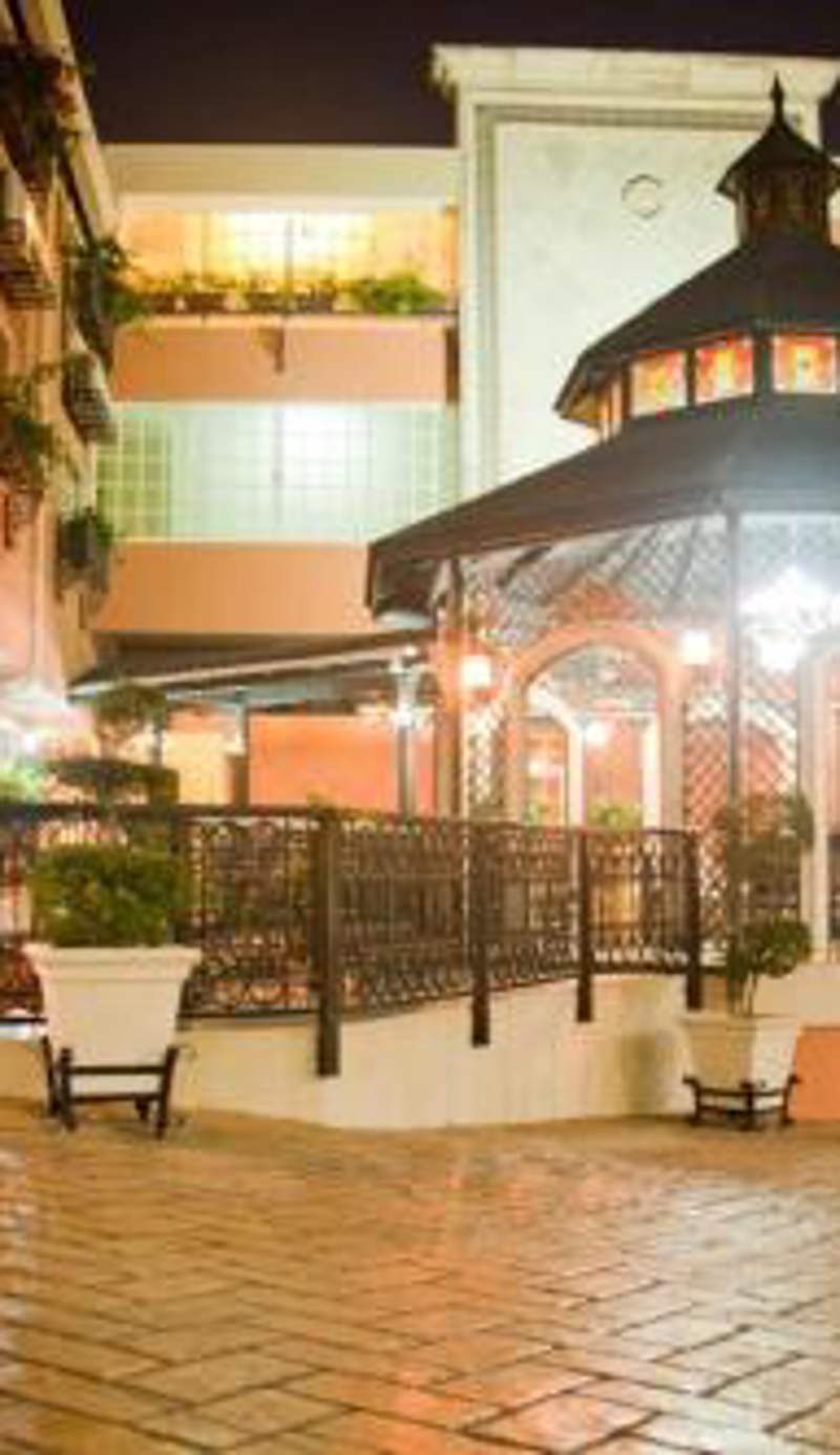Platino Hotel & Casino