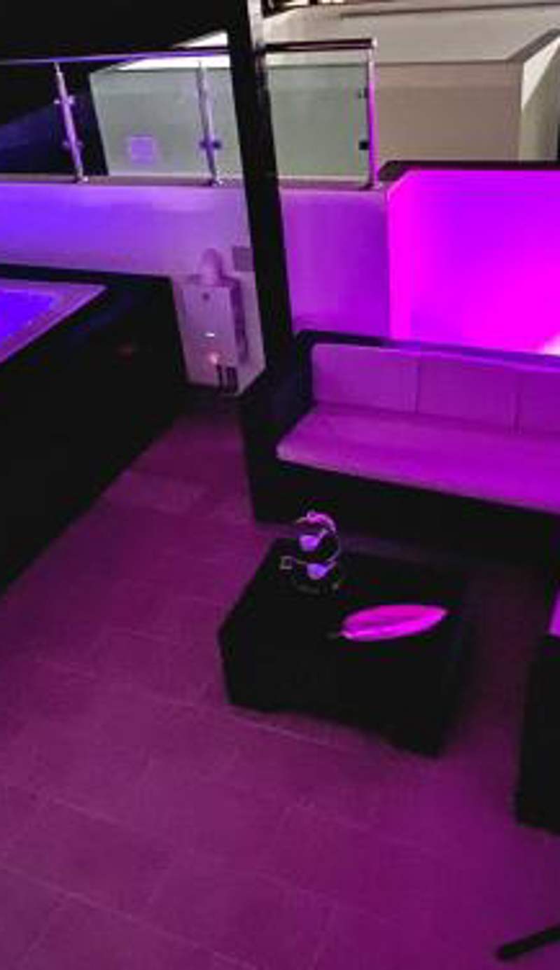 Magnificent Pent House w/Jacuzzi