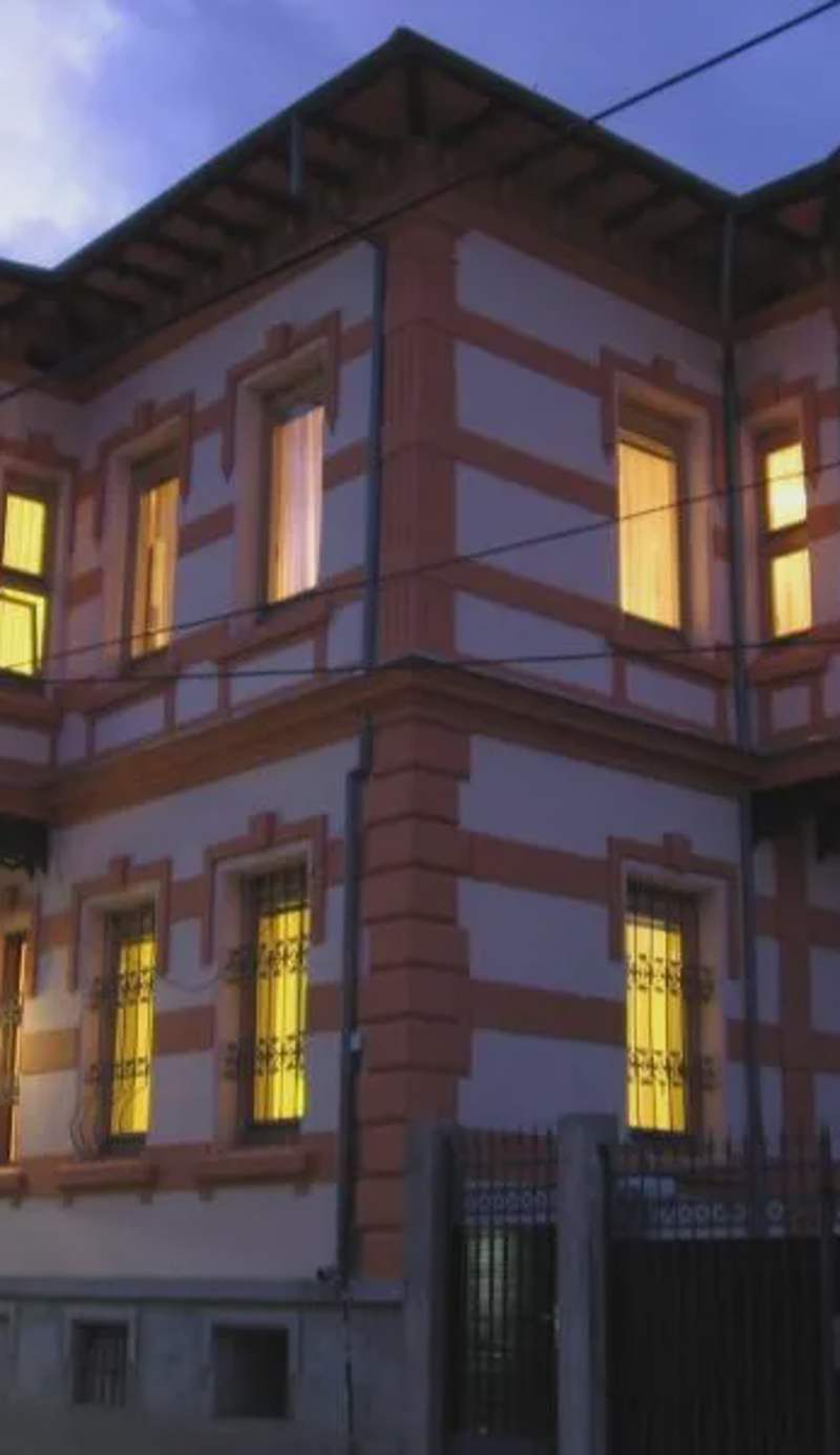 Chola Guest House