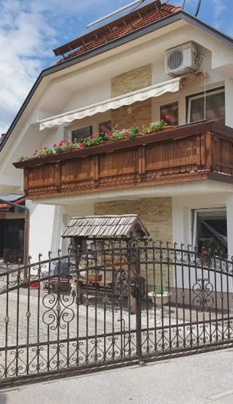APARTMA SVETINA
