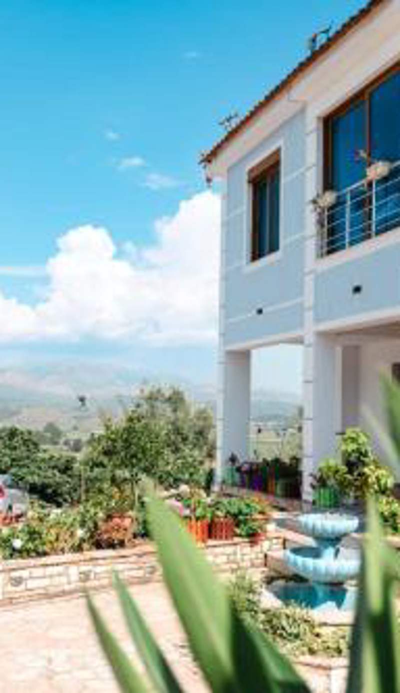 Villa HENA