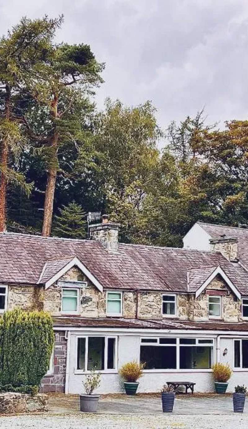 The Lake View Hotel