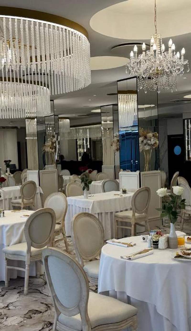 Hotel Dumbrava