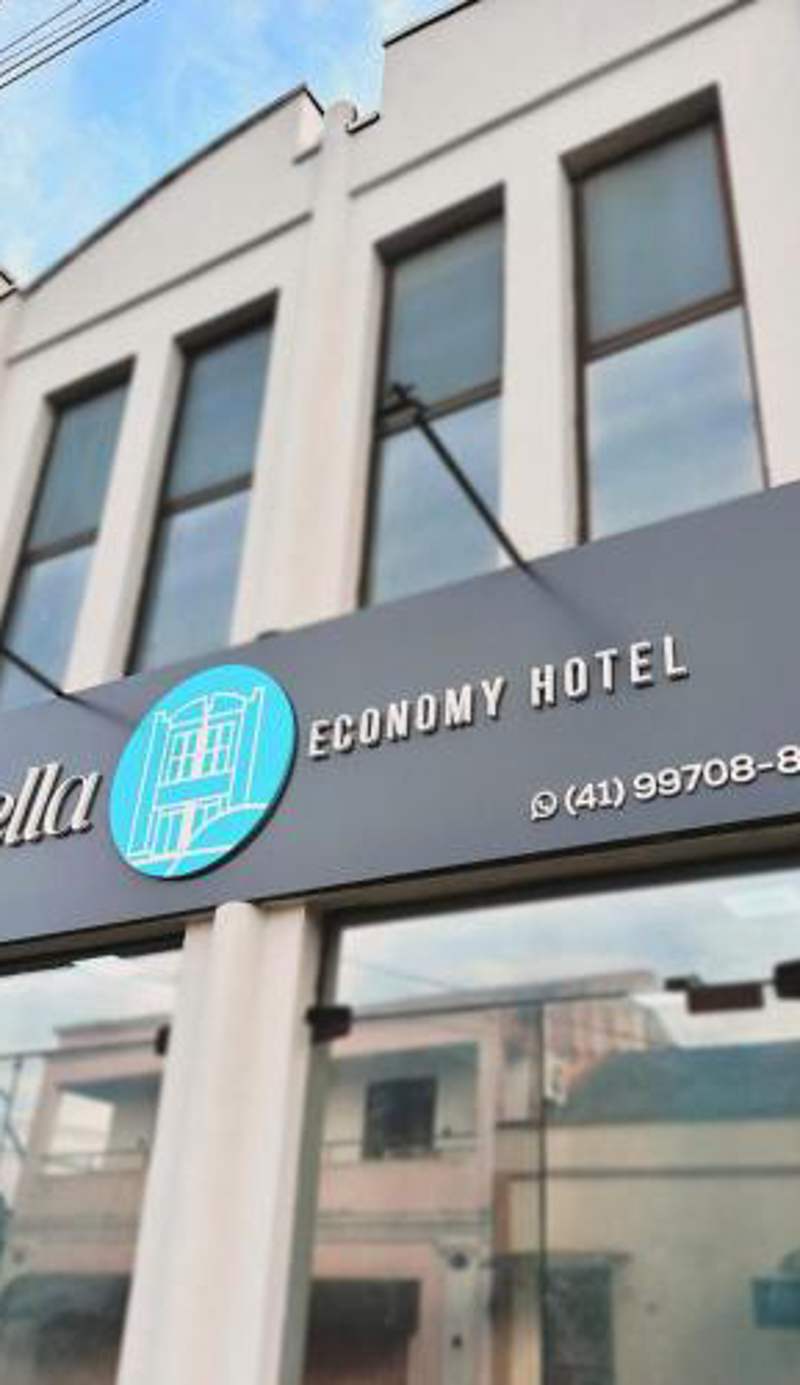 Della Economy Hotel