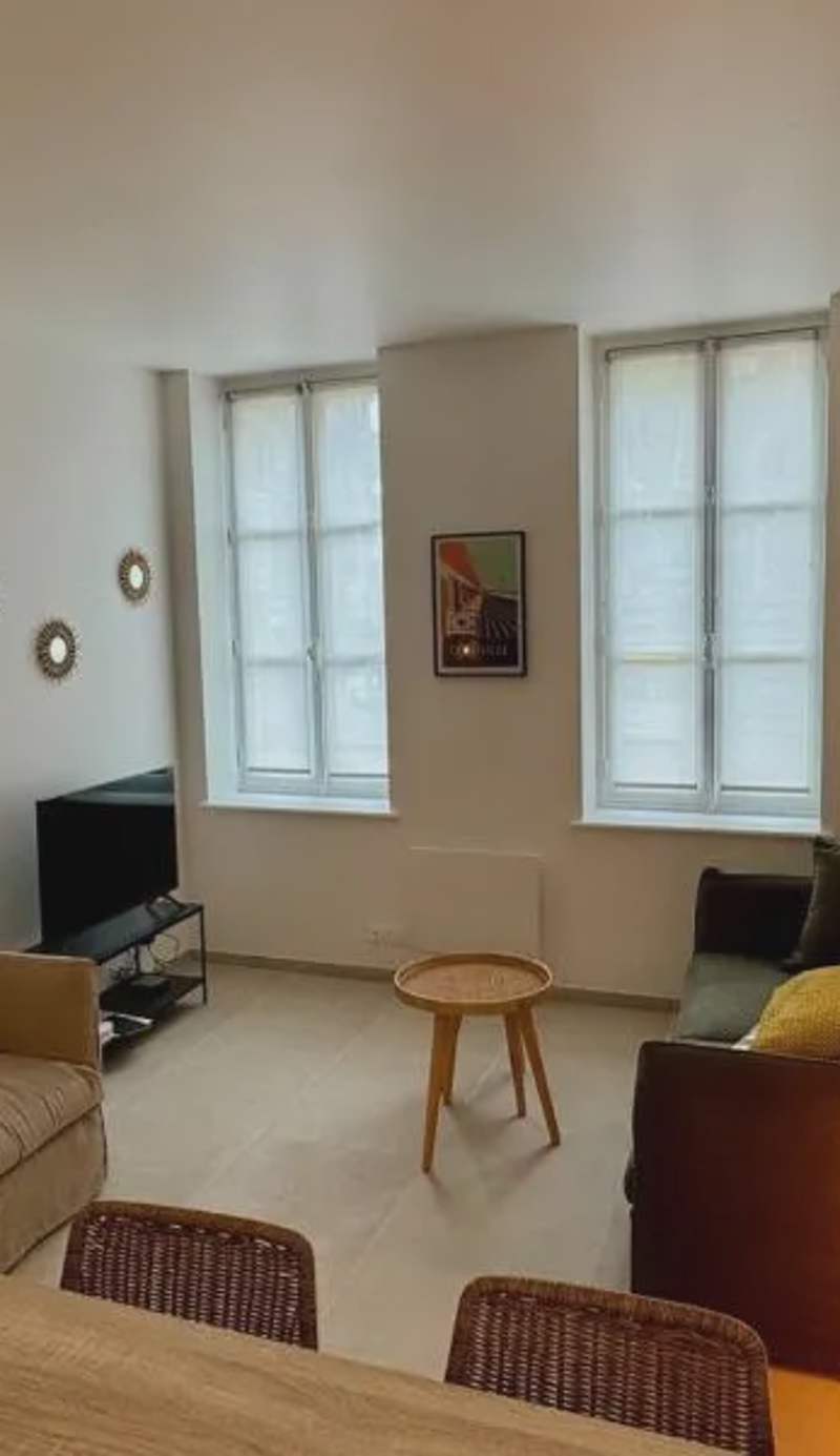 Comfortable studio just steps from the sea