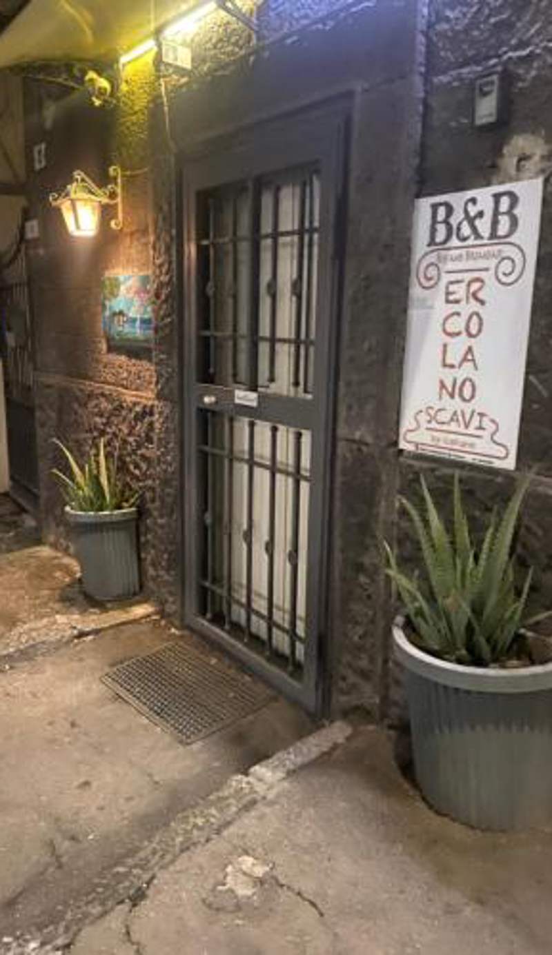 b&b ERCOLANO Scavi