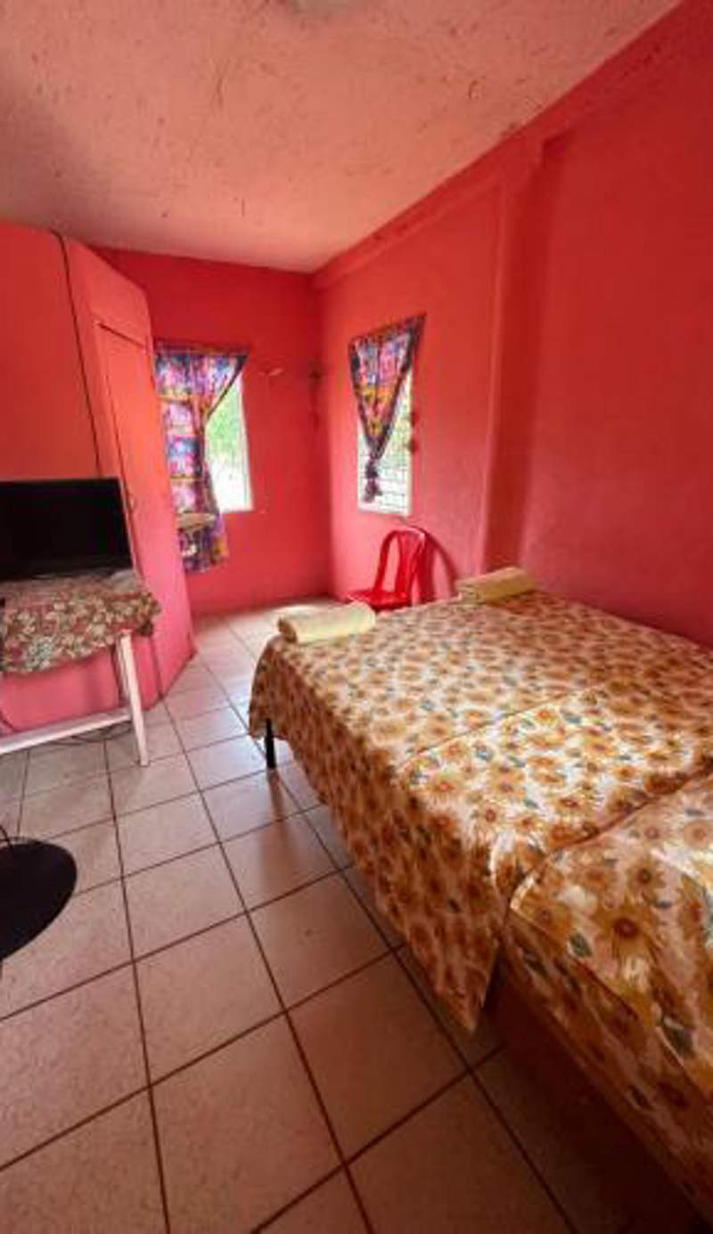 Tania's Guest House