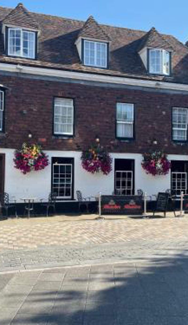 Pilgrims Hotel