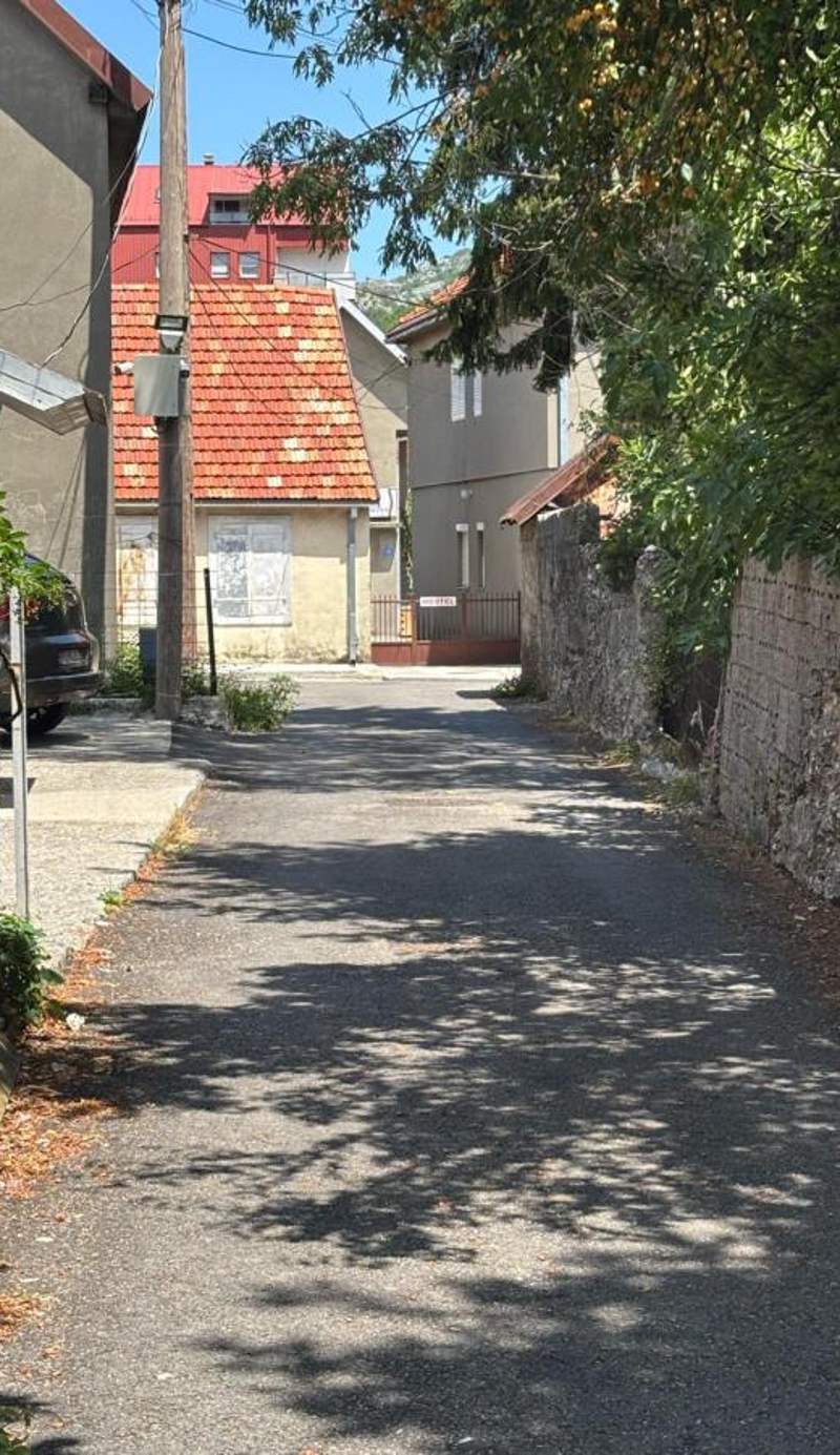 Hostel Holiday Cetinje