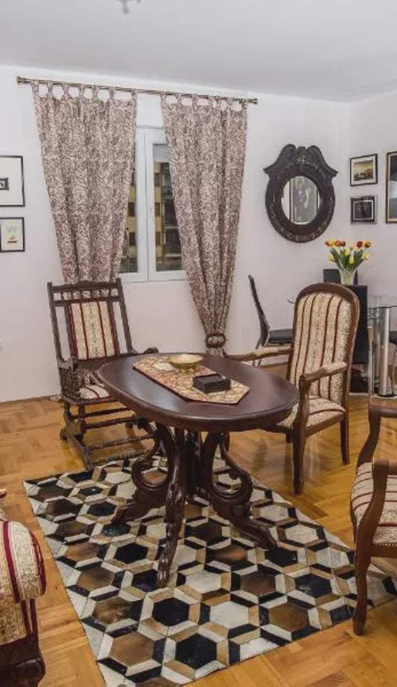 Apartment Sole