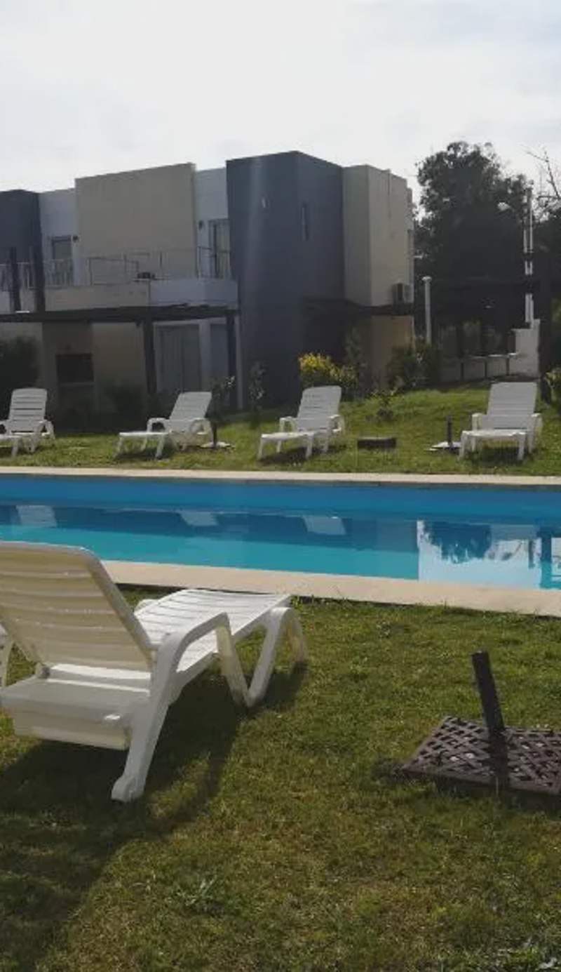 las martinas apart 5