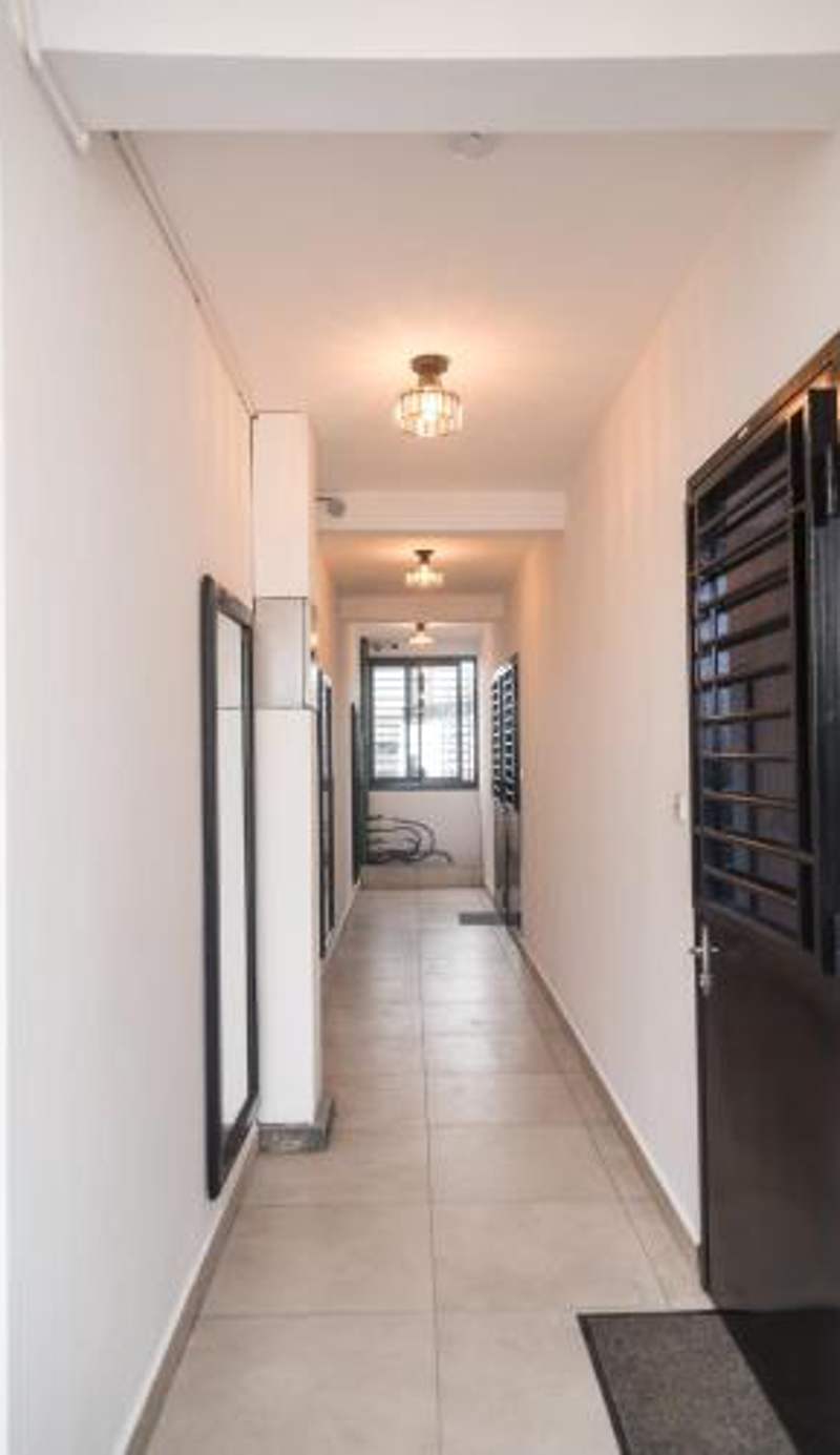 At home Douala Cameroun