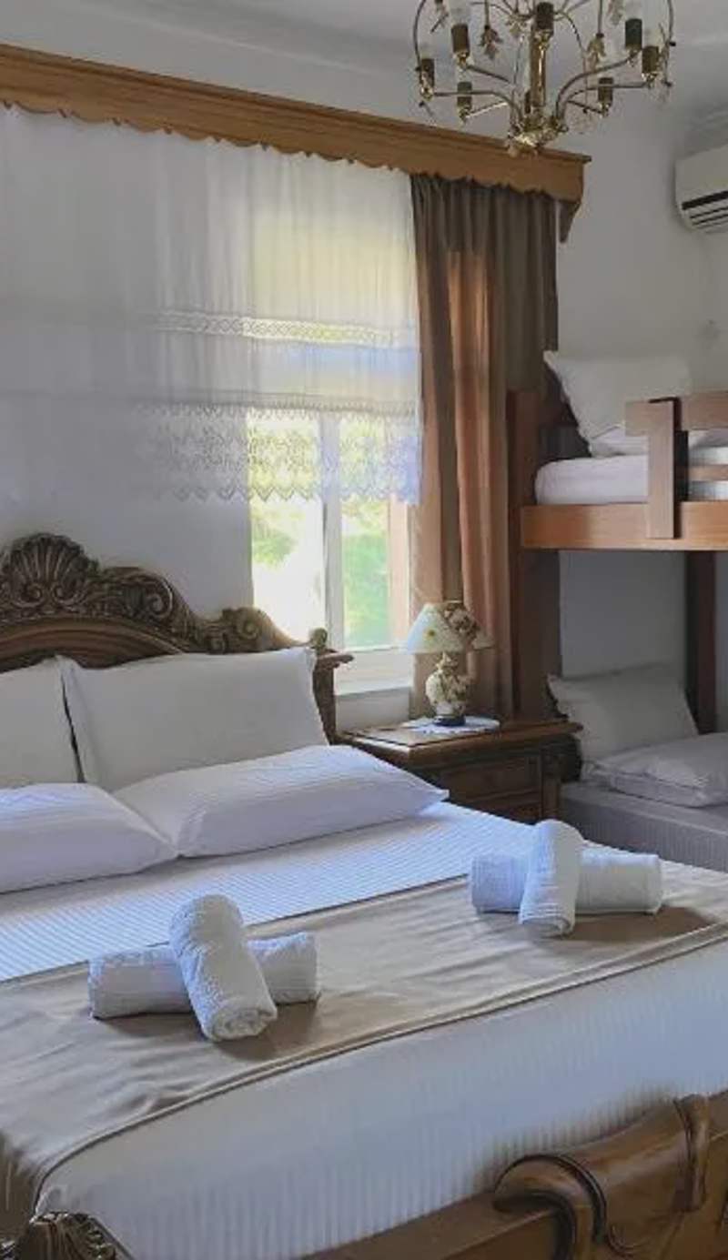 Yuri Guest House