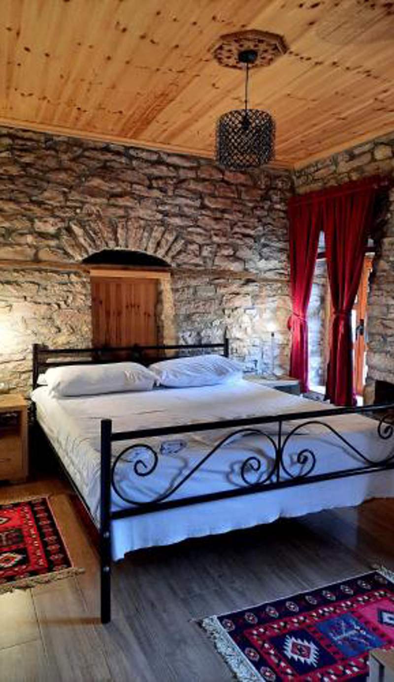 Stone rooms 1850