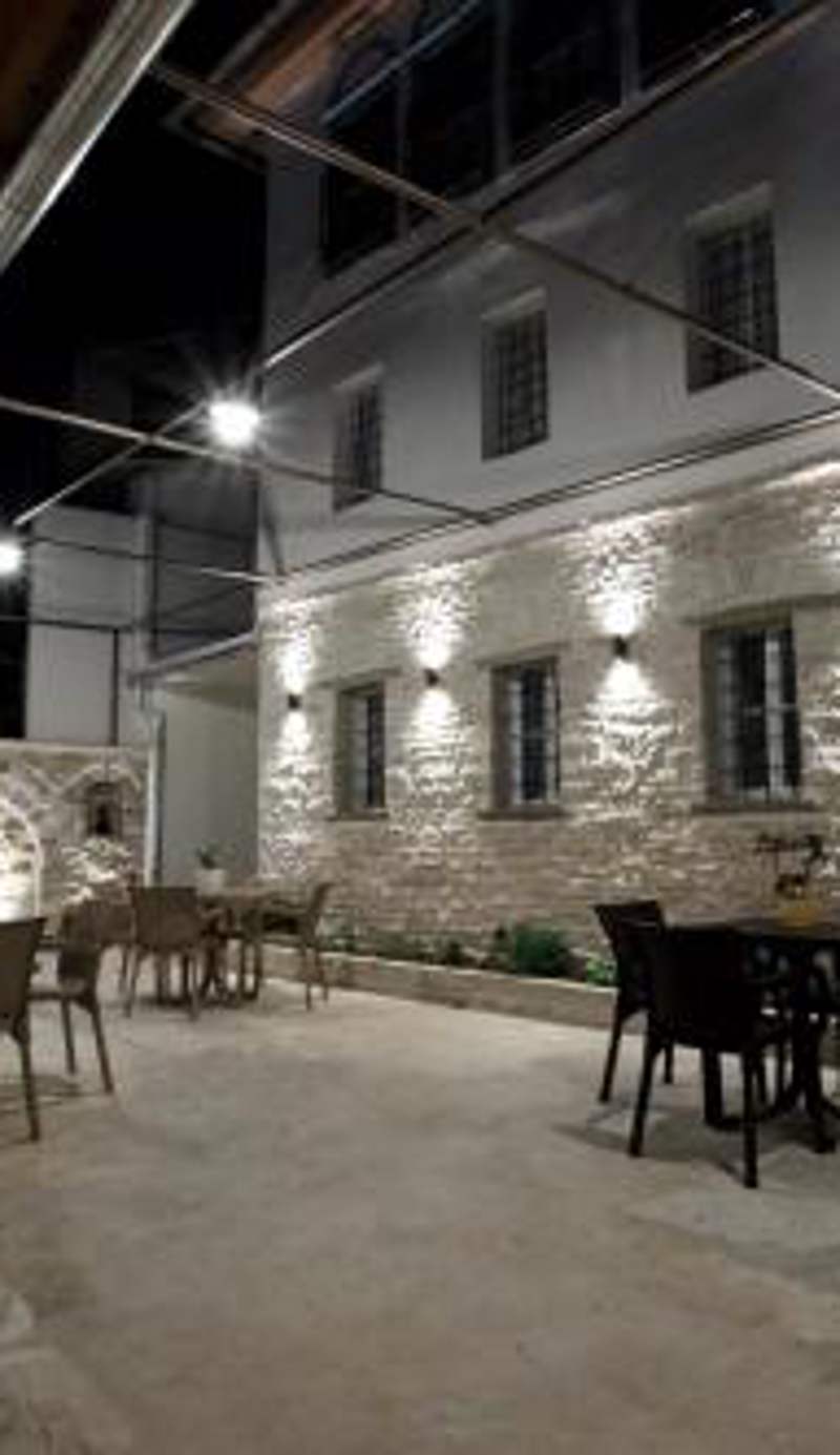 Guesthouse, Bar & Restaurant Çani