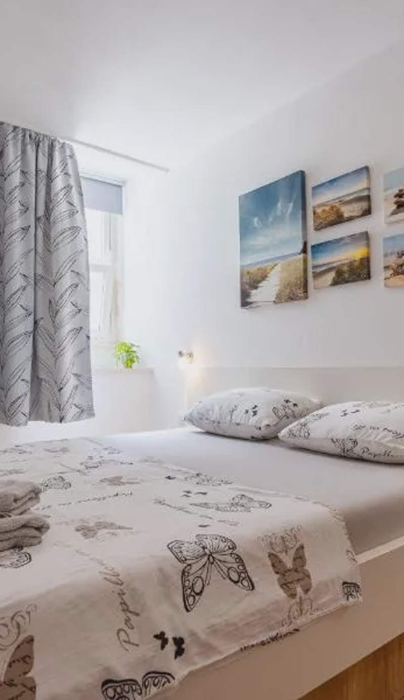Solis Apartment