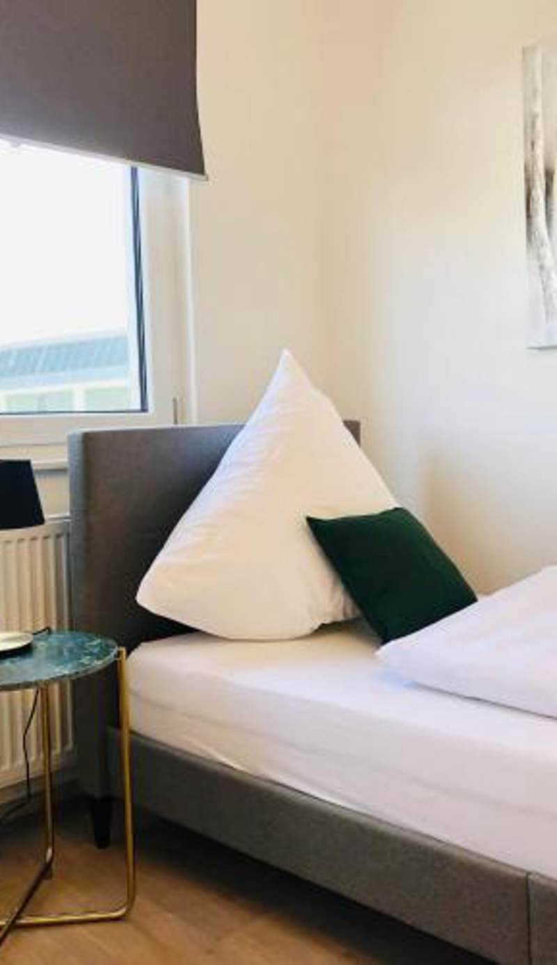 business & fitter Apartment