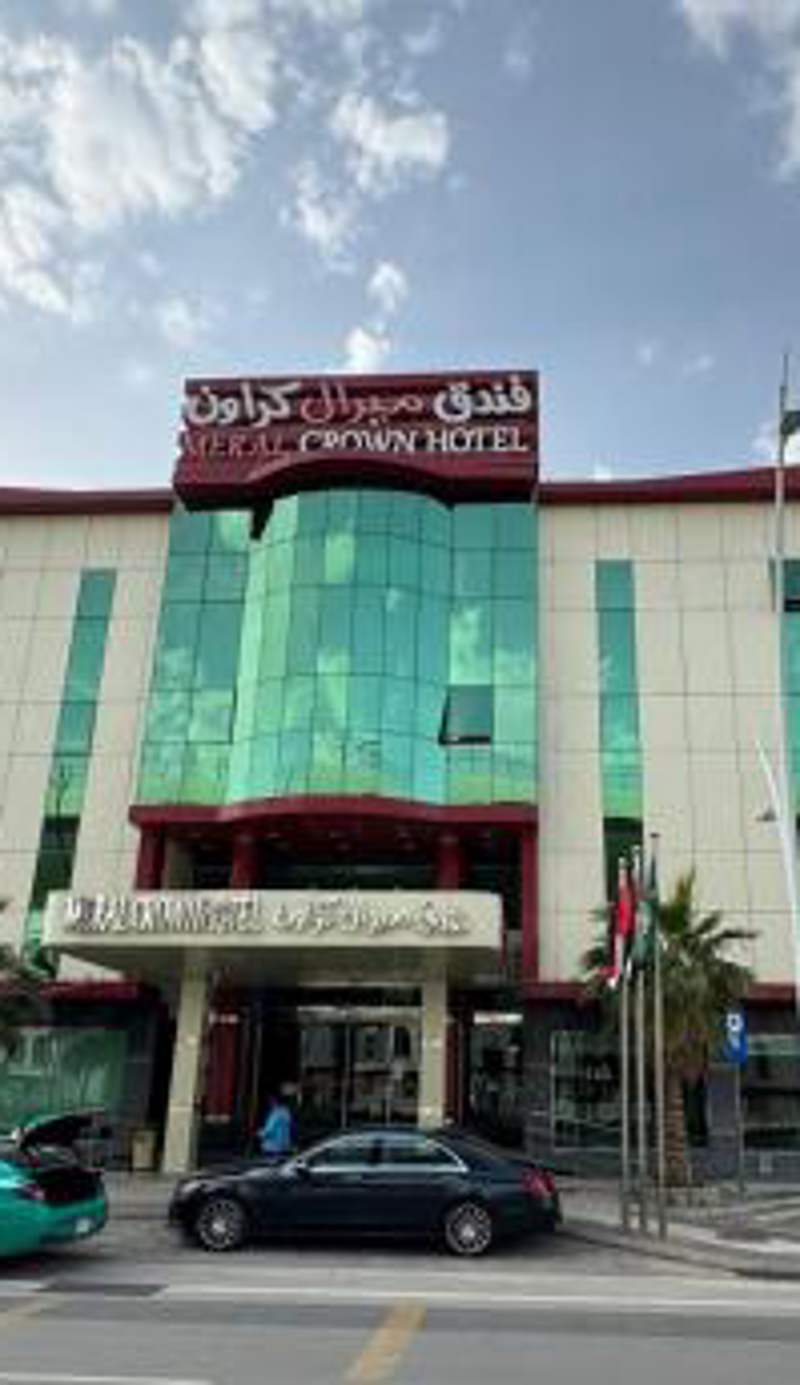 Meral Crown Hotel
