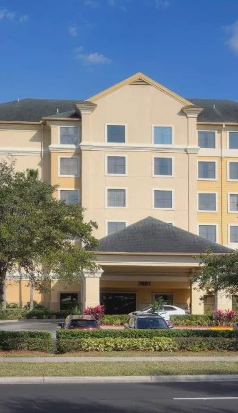 staySky Suites I-Drive Orlando Near Universal