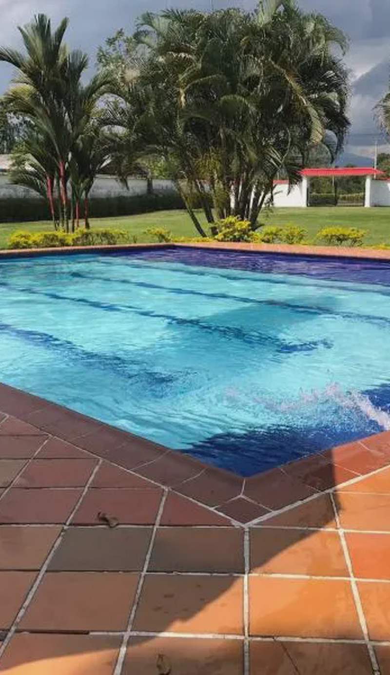 Finca Turística Villa Natasha - Casa Campestre y Cabañas Villavicencio