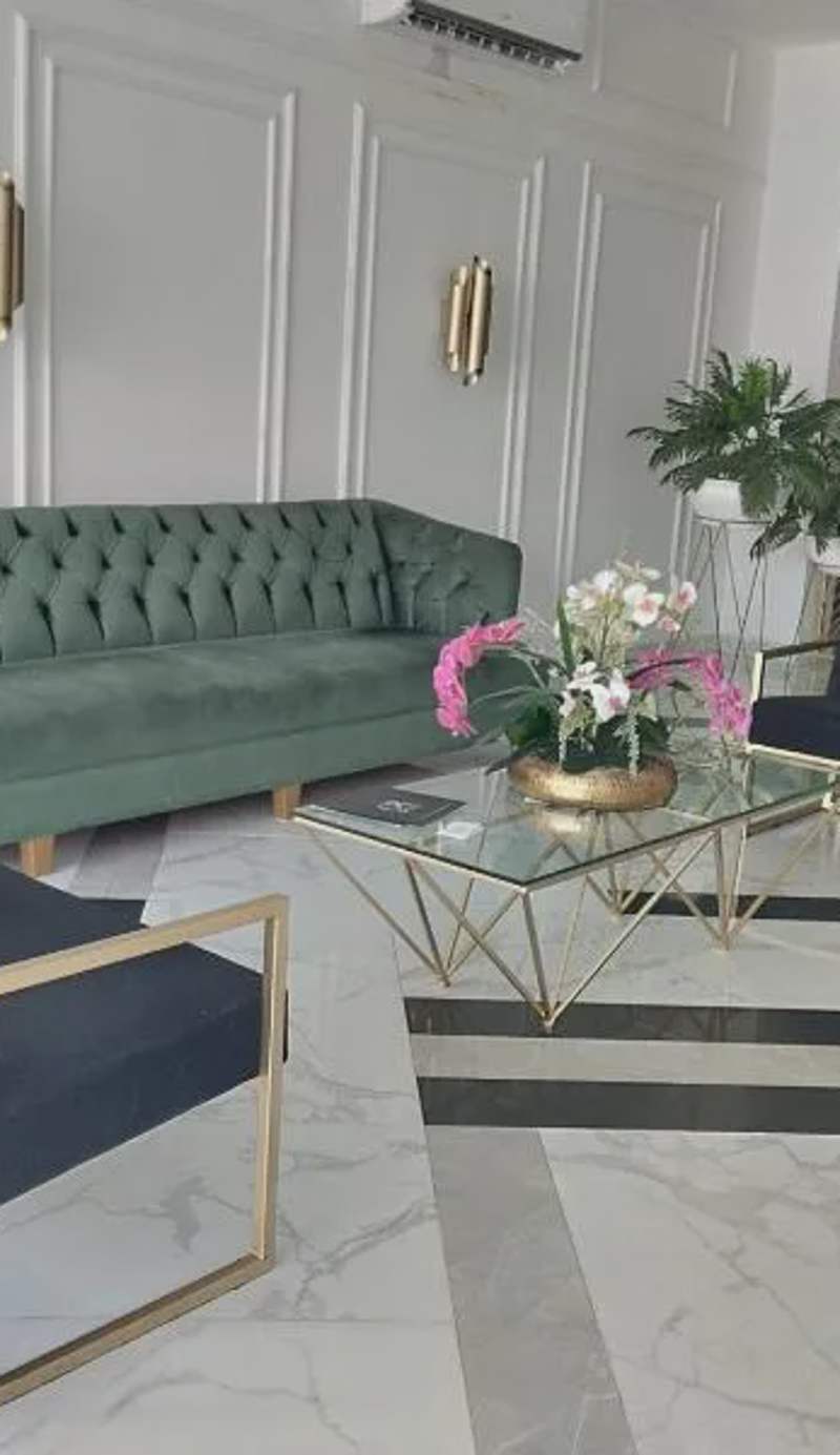 Hotel OR Suite