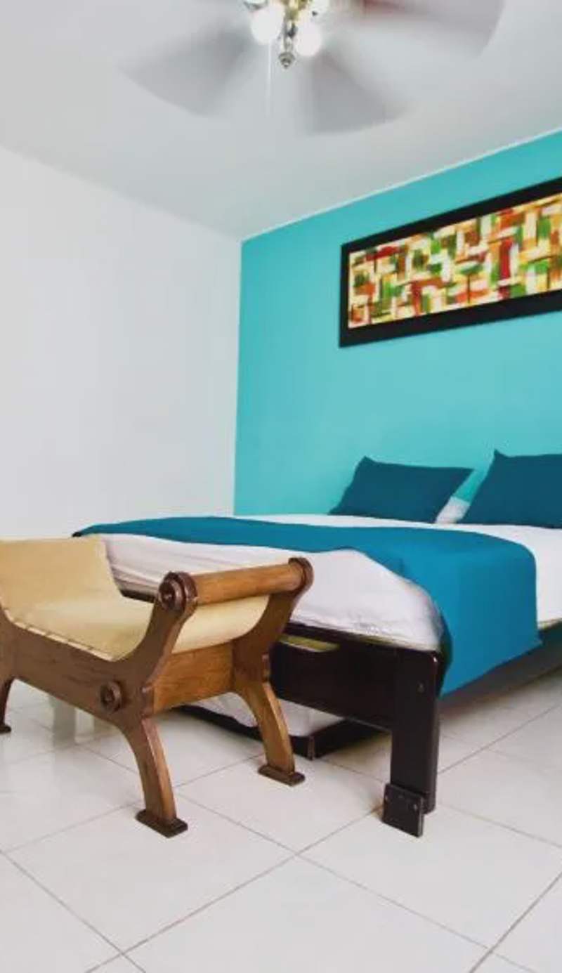 QuillaHost Tropical Apartment