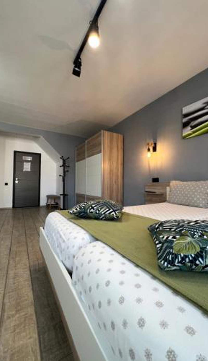 Bruno Apartments