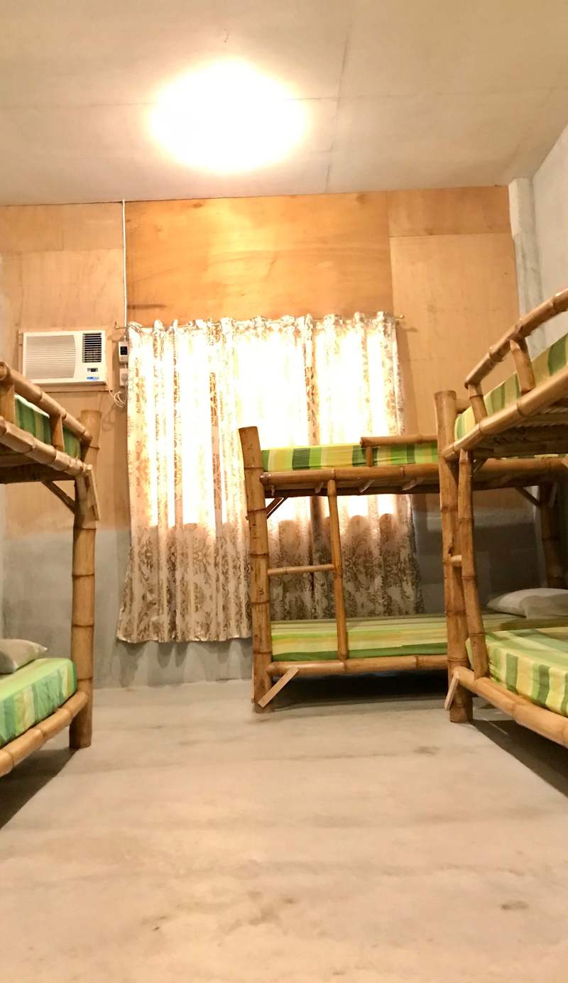 Sharky Hostel Oslob