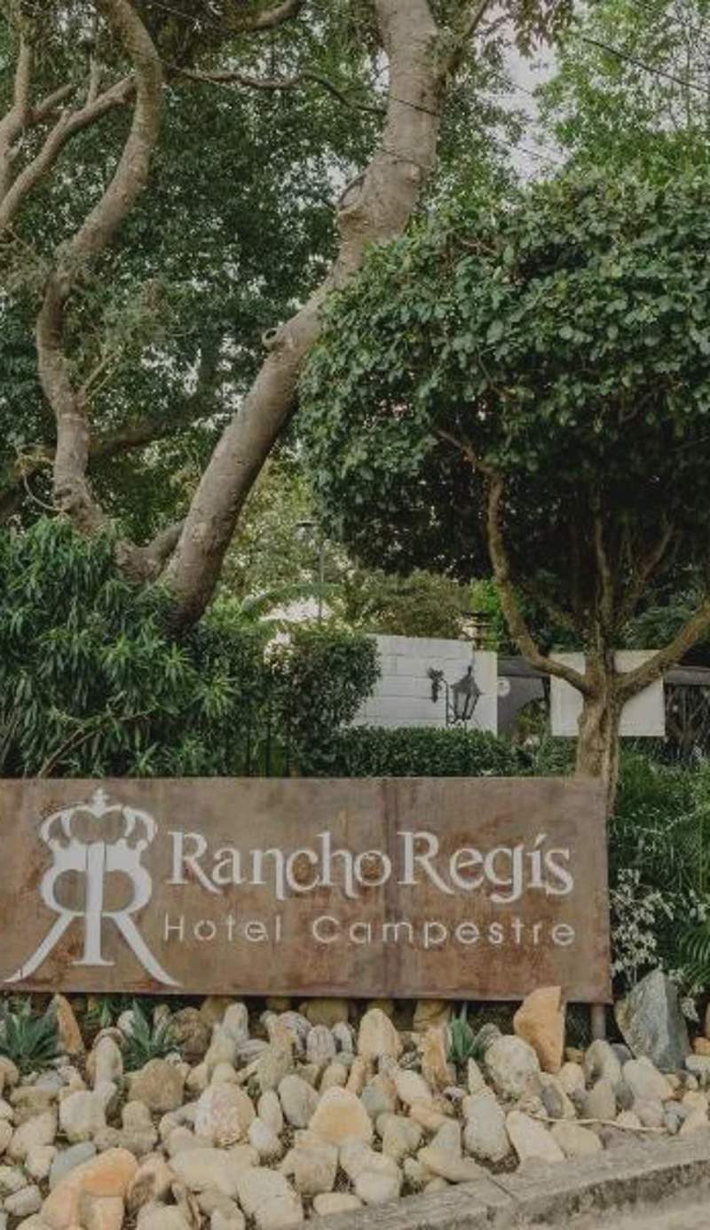 Hotel Rancho Regis