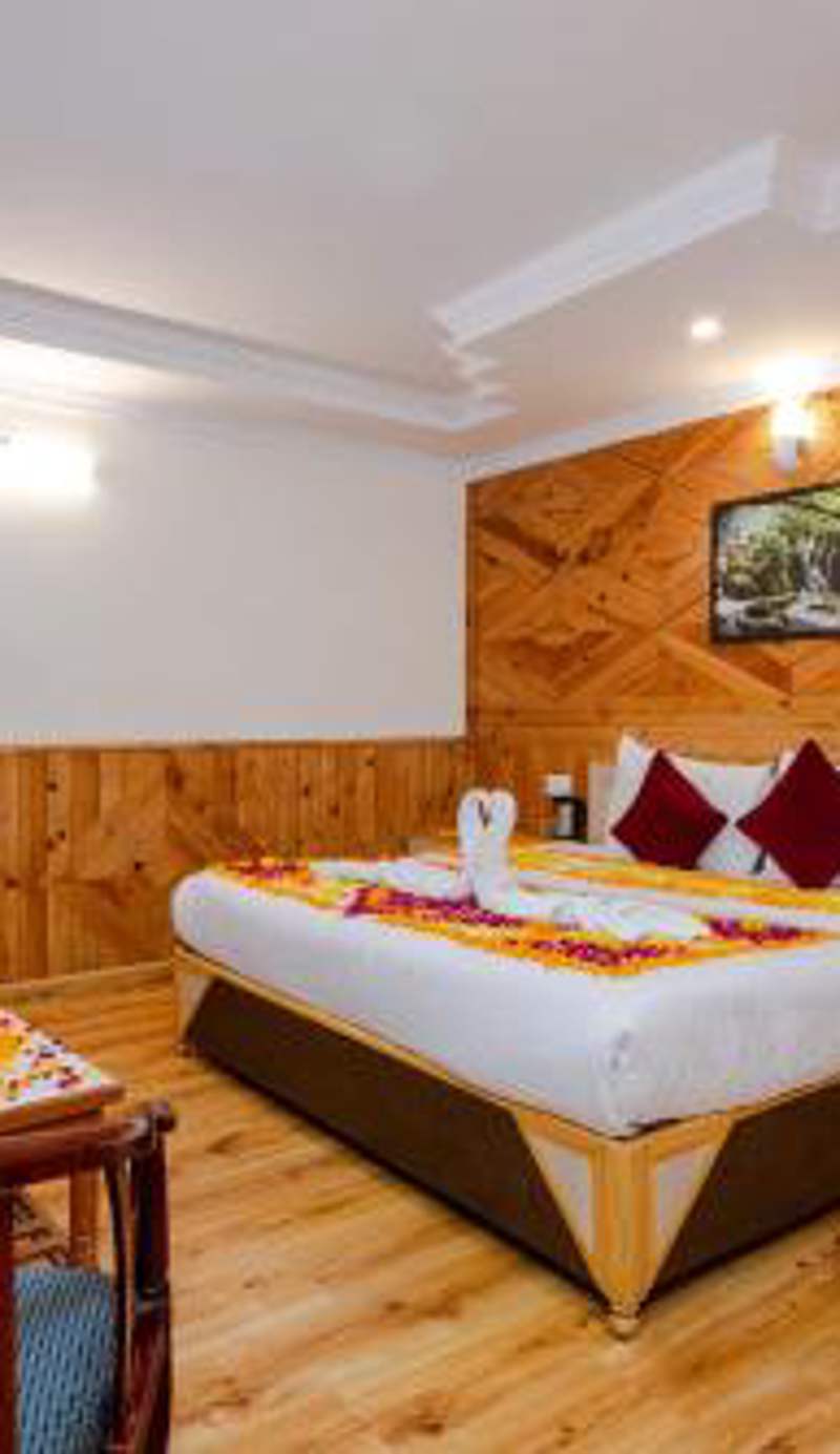 Hotel Monal