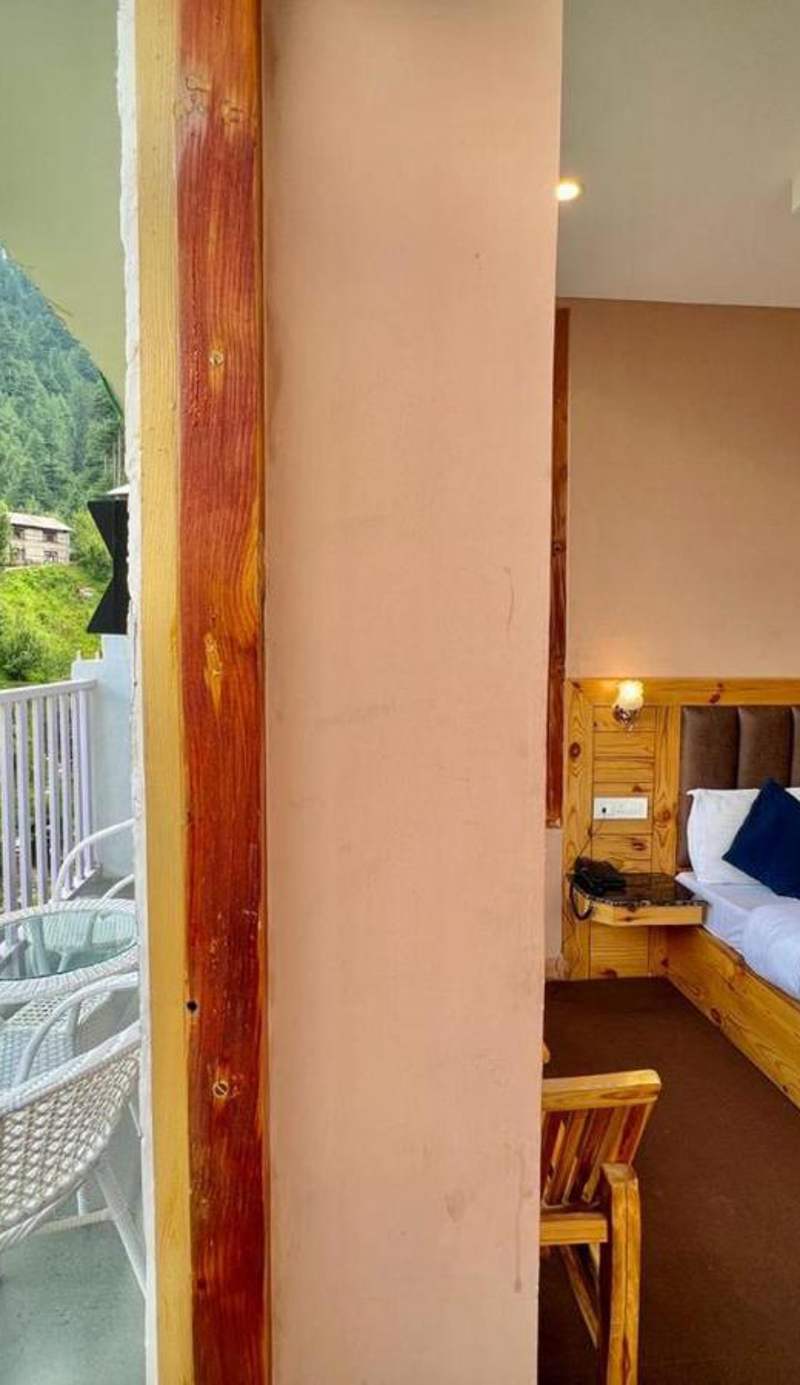 The Urban Retreat- A Boutique Hotel with Grand View