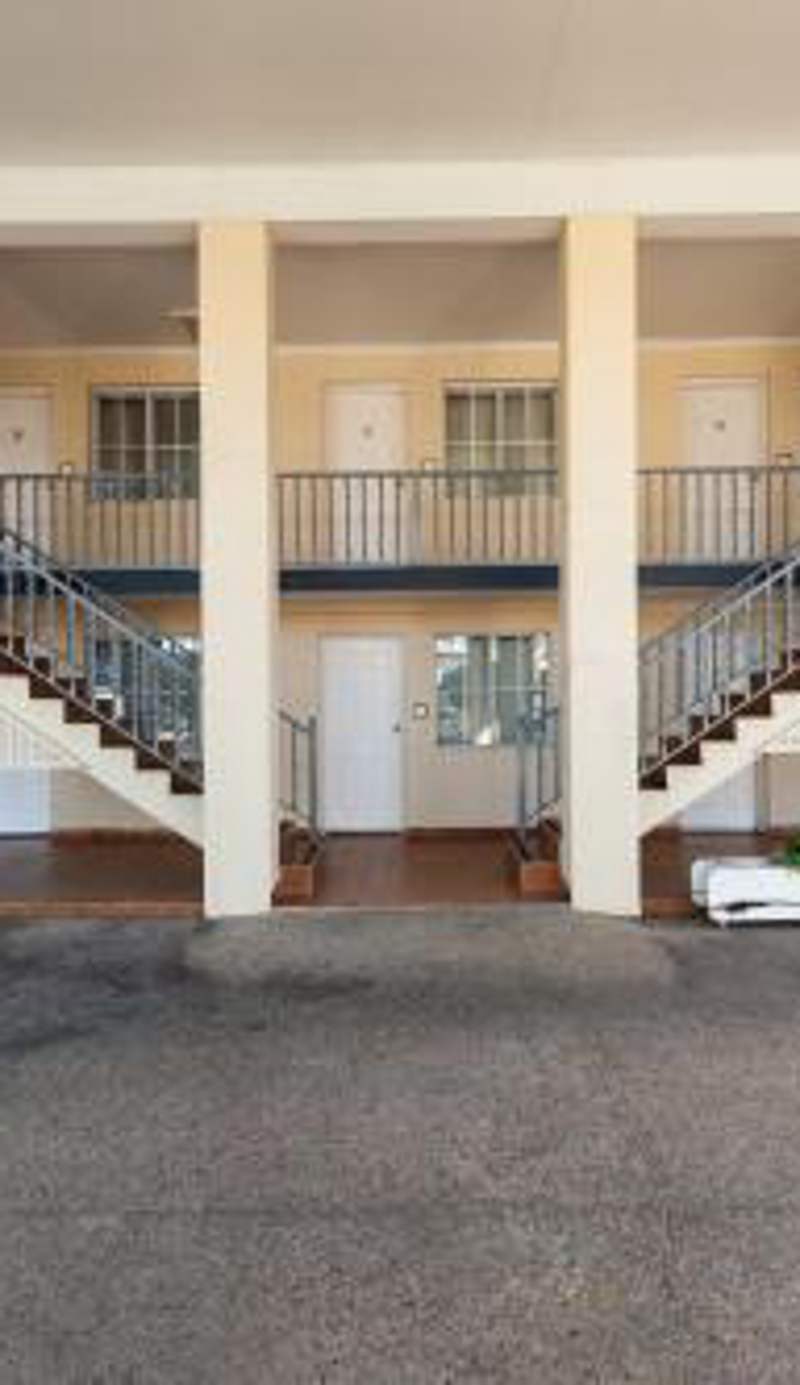 Albury Georgian Motel & Suites