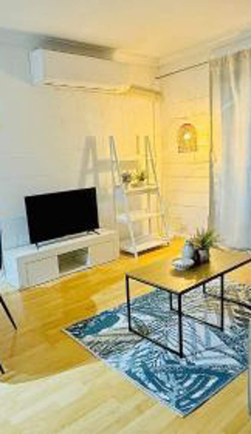 *Charming 2BR Retreat in Heart of Southern Bliss