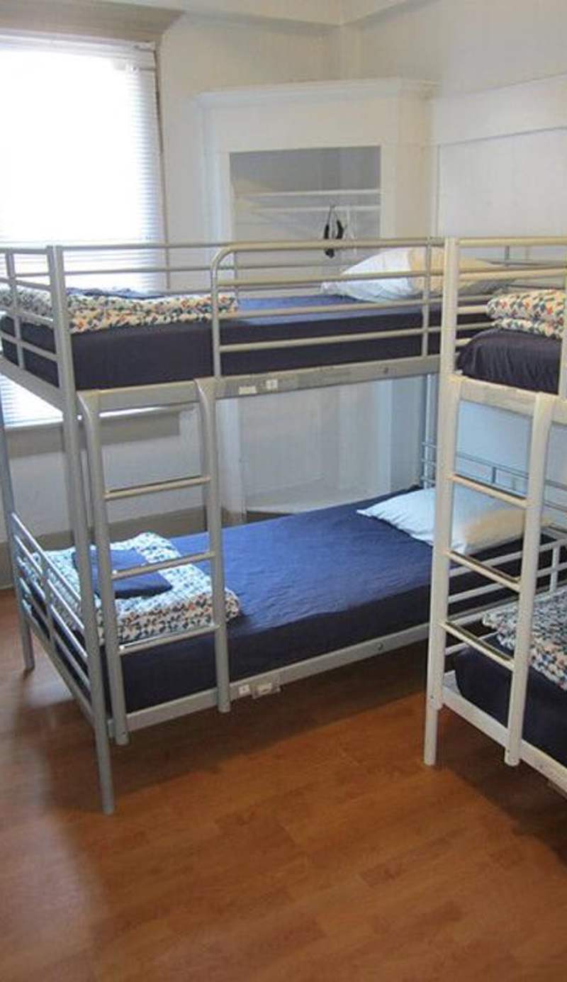 St. Clair Hotel-Hostel