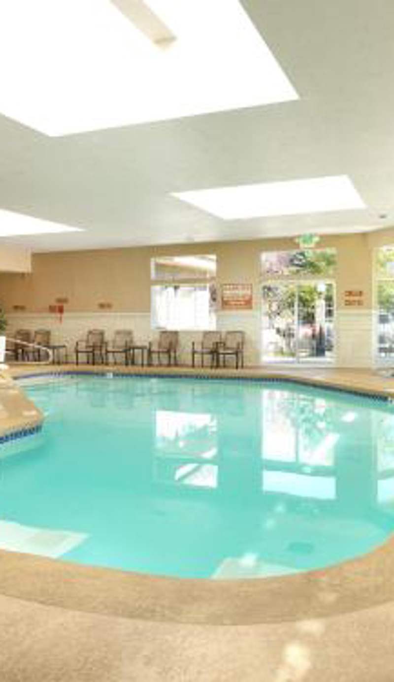 Crystal Inn Hotel & Suites - Salt Lake City