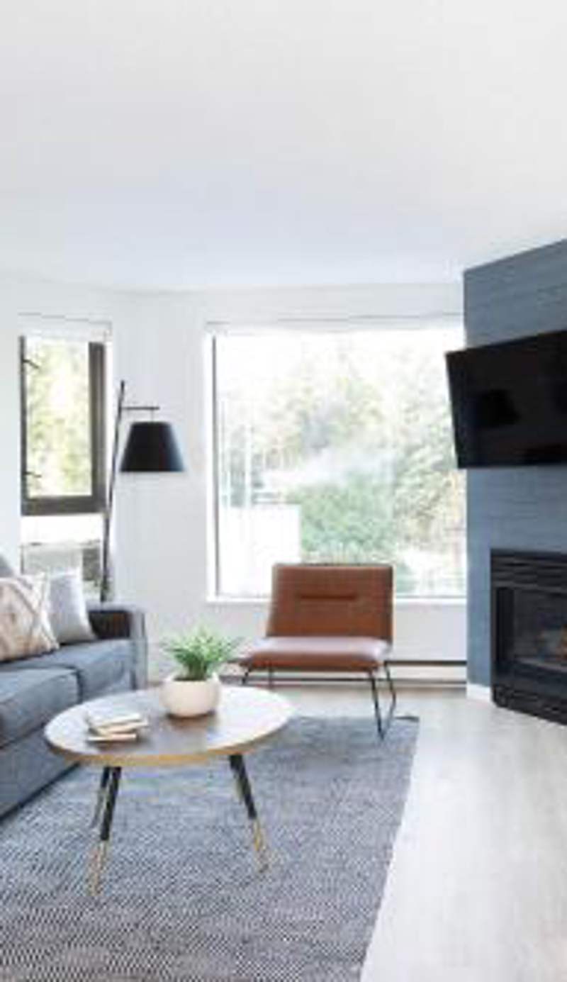Contemporary & Spacious Slopeside 1BR Getaway
