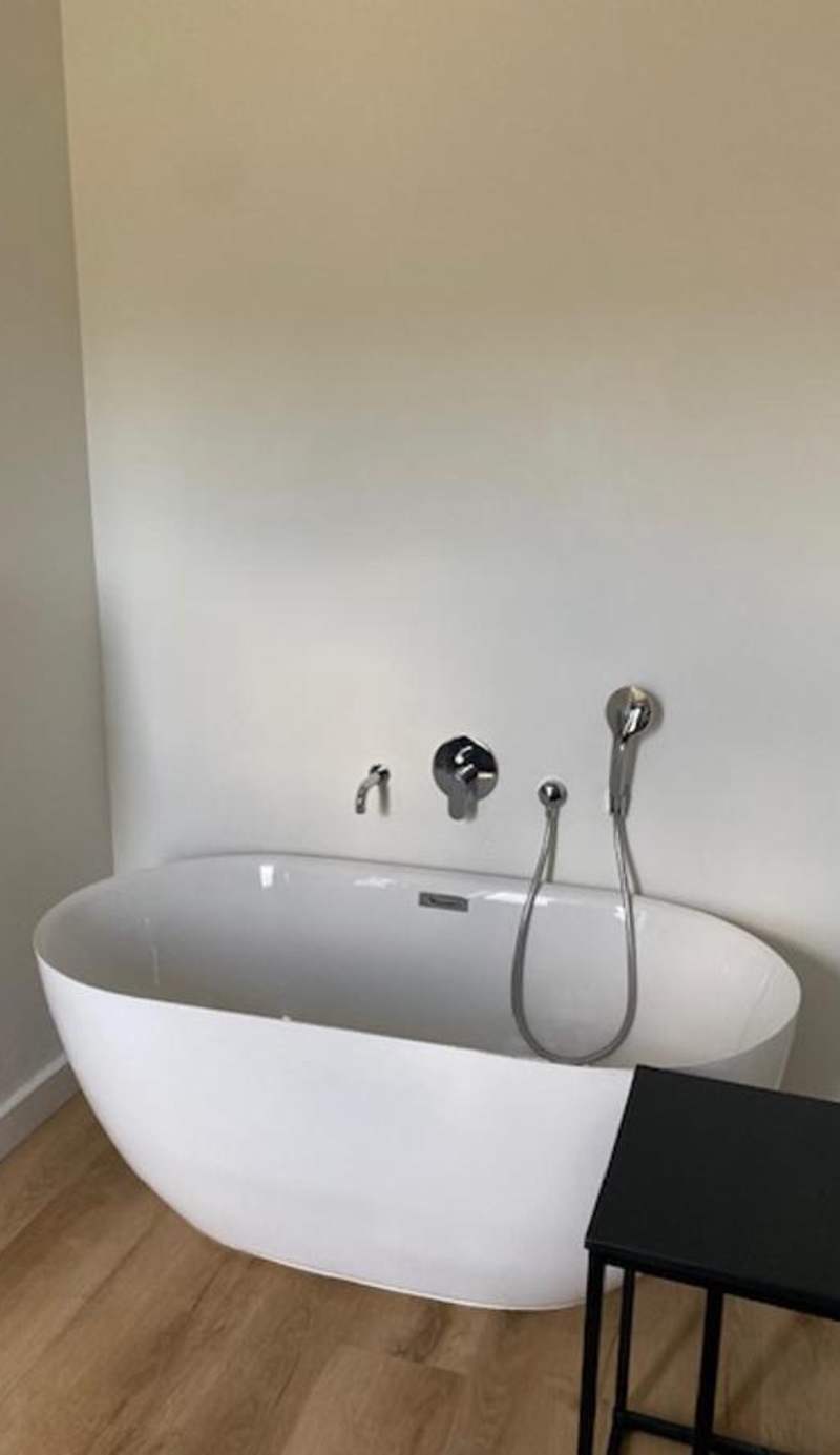 Glow Boutique Suites & Guesthouse