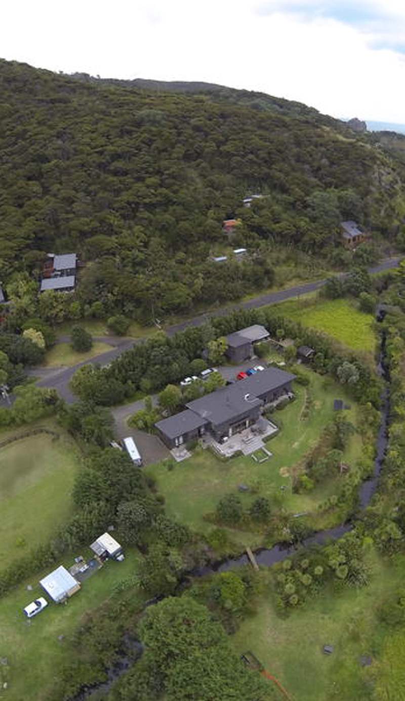 Piha Beachstay