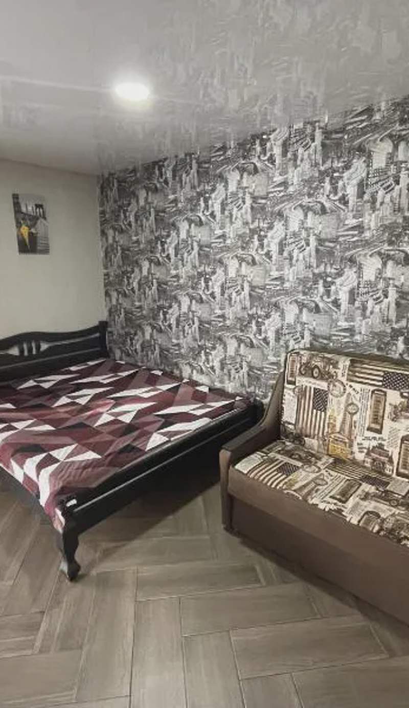 Studio apartment on Vatutina