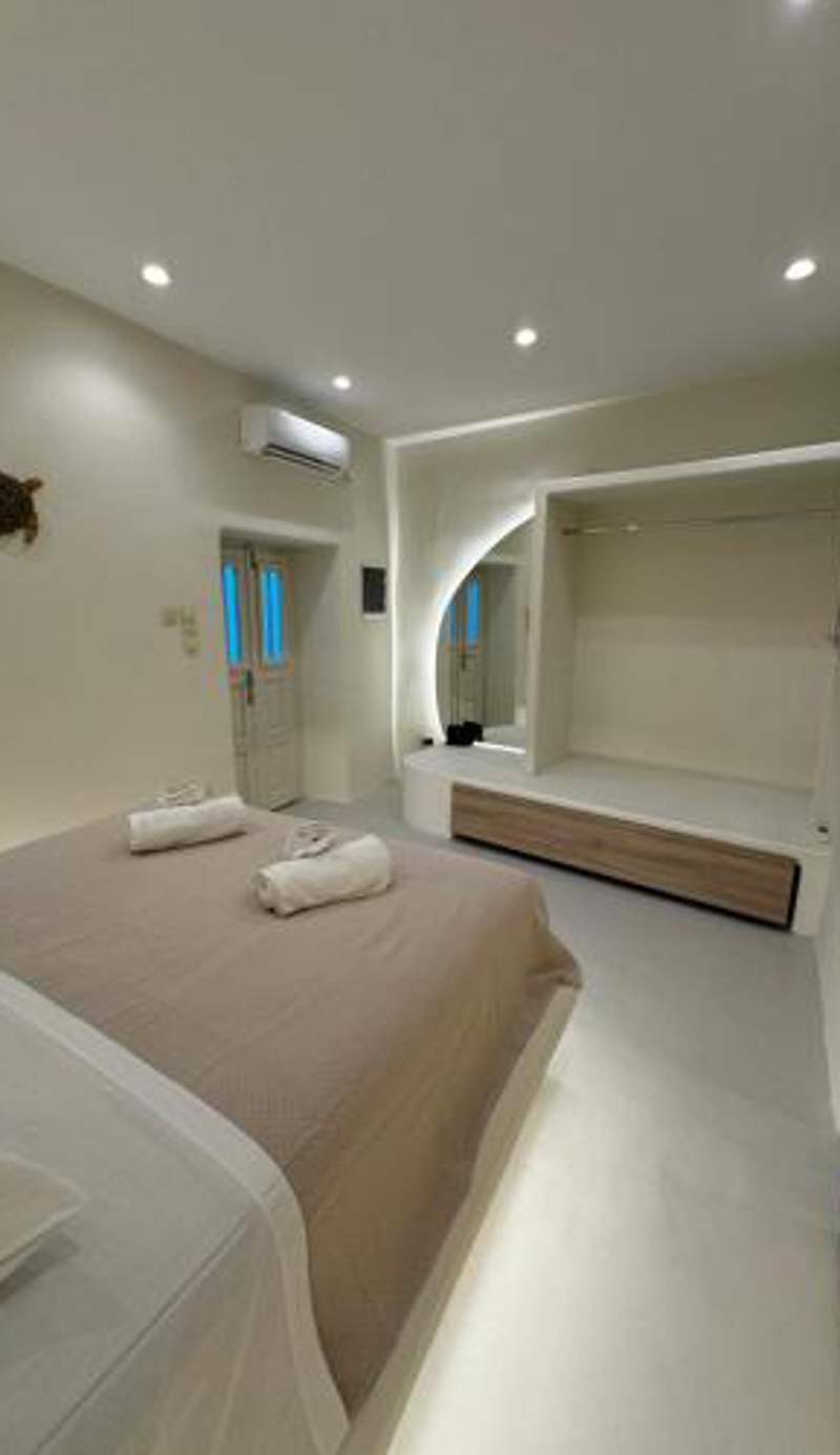 White Sand Jacuzzi Suite