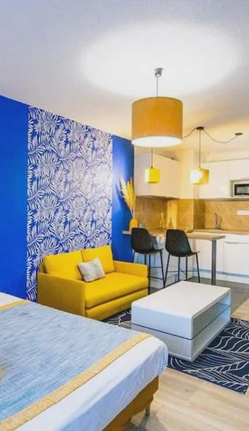 Neon Oasis - Parking - Terrasse - Wifi -