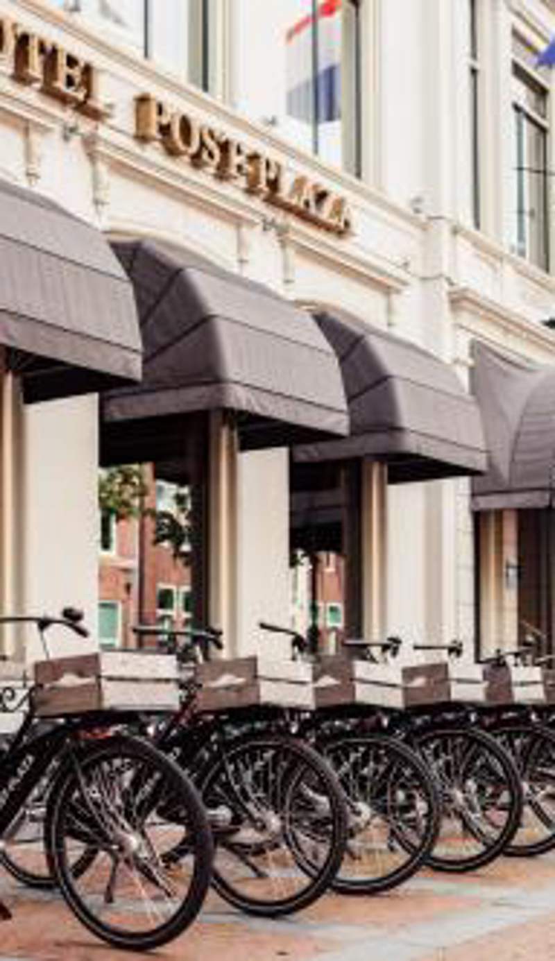Post-Plaza Hotel & Grand Café