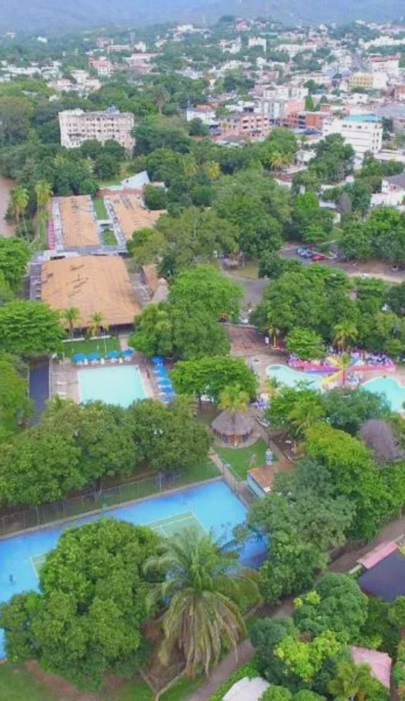 Hotel Guadaira Resort