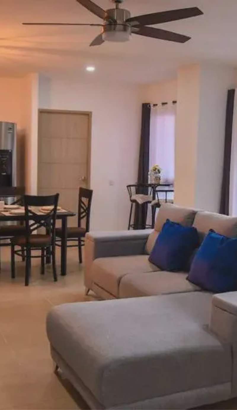 The Downtown Apartment - 3 A/C bedroom + WiFi